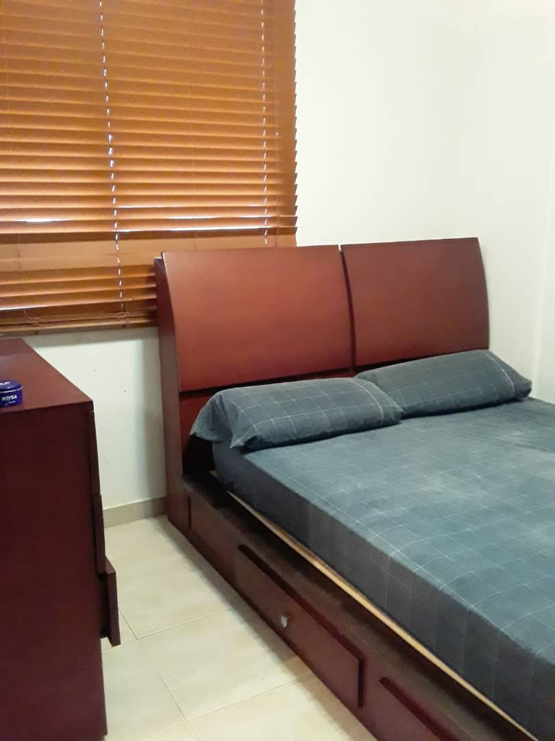 Habitacion principal con cama doble